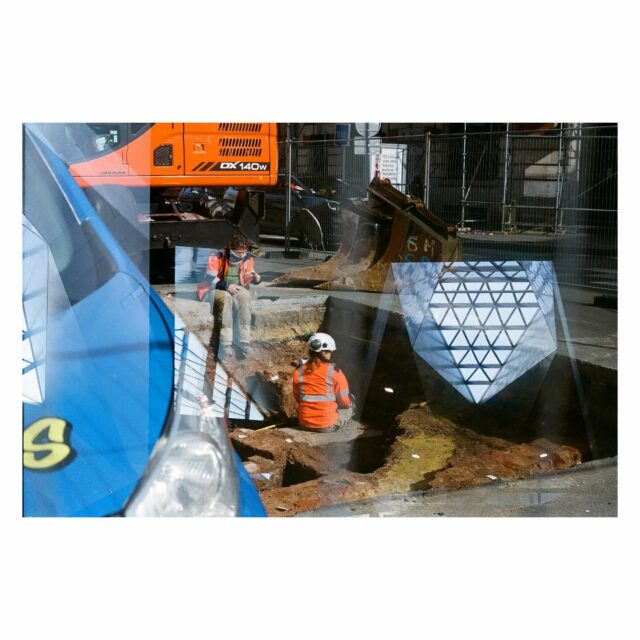 Illusion d'optique selon Matthieu & Anne-Charlotte, alias @matayo_silver_photography & @odildeuxmille made in Swap 3
Swap 5 en cours !!
#35mm #filmswap #filmisnotdead #analoguephotography #filmcamera #filmphotography #lesargenticos #zefilmsquad #analogphotography #kodak #picoftheday #filmisnotdead
#unmegawattparmetrecarre #filmisalive #argentique #analogcommunity #doubleexposureonfilm #doubleexposure #analogdoubleexposure #doubleexposition #collectifswap #nospelliculesvoyages #noiretblancphotographie #noiretblanc